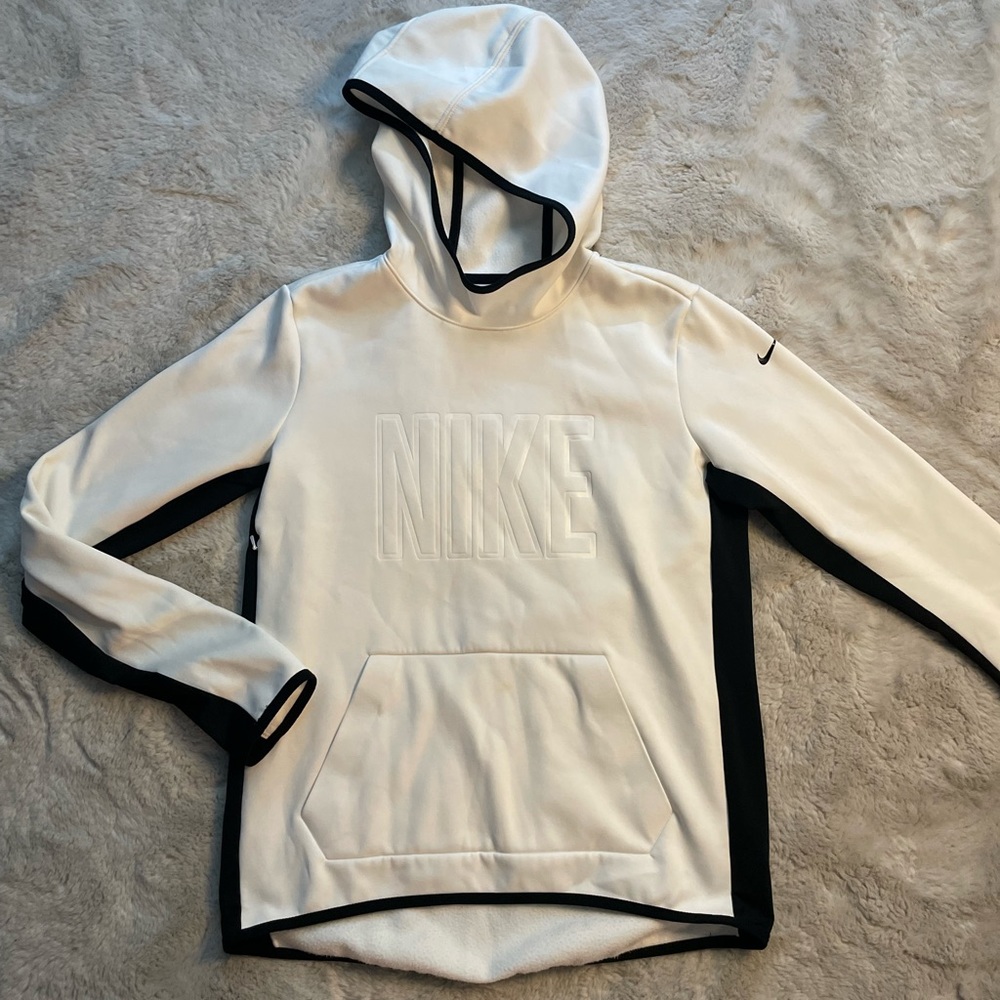 NIKE therma-fit hoodie
